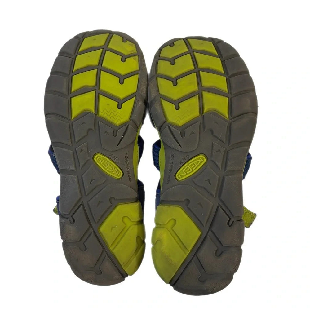 Keen Little Kids’ Seacamp II blue water shoes